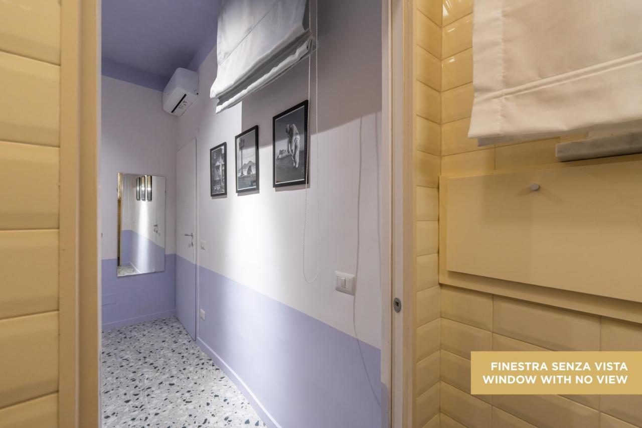 Teatro Toledo 272 Bed & Breakfast Наполи Екстериор снимка